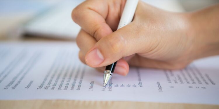 Concursos no Piauí oferecem mais de 1.250 vagas com salários de até R$ 13 mil; veja períodos de inscrições